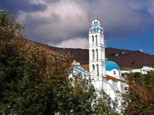 Classic seaside apartment in Tinos Tinos Greece