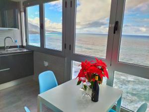 Lavagalerie Meeresblick 1 Reihe