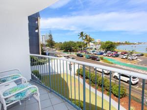 3 bedroom unit with views of Marina, close to beach