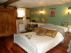 Maisons d'hotes Les Chambres de Pontfol - Chambres d'hotes - Guest house : photos des chambres