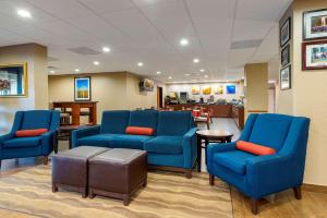 Comfort Inn & Suites Montgomery Eastchase - image 2