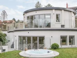 Round House - Acton Scott
