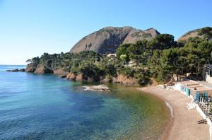 Maisons de vacances Maison d'une chambre avec vue sur la ville et jardin clos a La Ciotat a 2 km de la plage : photos des chambres