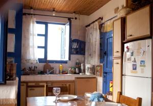 Apartment with 2 bedrooms in Otzias with wonderful sea view enclosed garden and WiFi 600 m Kea Greece