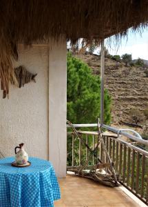 Apartment with 2 bedrooms in Otzias with wonderful sea view enclosed garden and WiFi 600 m Kea Greece