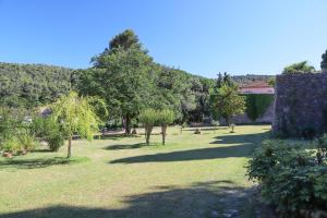 Maisons de vacances Demeure de 8 chambres avec piscine privee jardin clos et wifi a Agel : photos des chambres