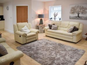 Rose Cottage Captivating 1-Bed Cottage in Bangor