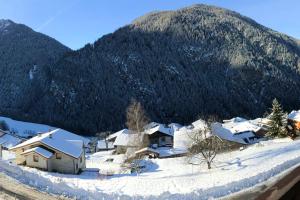 Chalets Chalet de 3 chambres a Peisey Nancroix a 500 m des pistes avec terrasse et wifi : photos des chambres