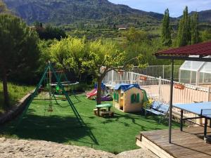 Maisons de vacances Maison de 2 chambres avec piscine partagee jardin amenage et wifi a La Roche sur le Buis : photos des chambres