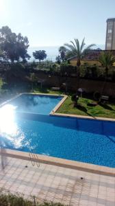 Spacious apartment in Calpe of 100 m² with shared pool!