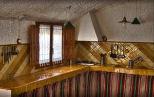 Charming rental with shared pool in Gorafe