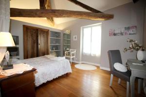 Appartement charmant à Castéra-Lectourois avec piscine partagée