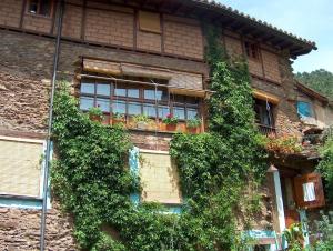 Comfortable Apartment in Robledillo de Gata with Balcony and View
