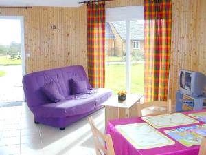 Chalets Chalet de 2 chambres avec jardin clos et wifi a Berville : photos des chambres