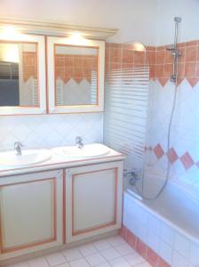 Maison charmante à Cogolin + Piscine