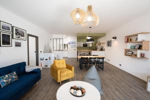 Silver Mountain Panoramic View C48