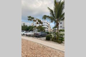 Hawana Salalah lagoon beach apartment