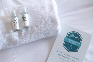 Appartements Les Sorbiers - Apartment 2 bedrooms top floor - parking & terrace : photos des chambres