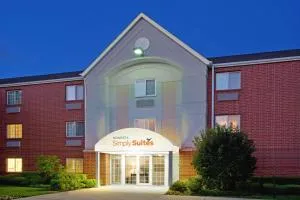 Sonesta Simply Suites Chicago Naperville - 沃伦维尔