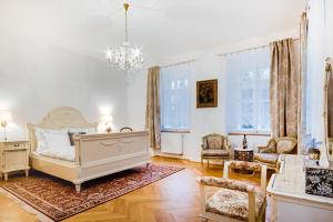 Lovecký zámeček pod Milešovkou