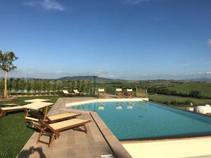 Borgo del Silenzio - Apartments with pool in Lajatico