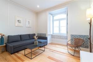 Baixa Cozy 2BR with AC - by LU Holidays