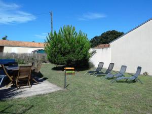 Maisons de vacances Maison de 3 chambres a Marennes a 200 m de la plage avec jardin clos et wifi : photos des chambres