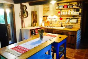 Elegant villa with jacuzzi near Možđenec