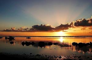 Cozy House with Pool in Flic en Flac