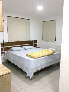 Contemporary Seaview Apartment in Flic en Flac + pool