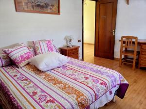 Spacious House in Deltebre with Terrace