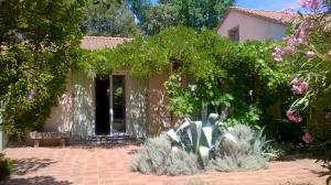 Villa charmante à Arpaillargues-et-Aureillac avec piscine privée