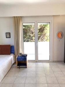 House with 3 bedrooms in Rhodes with wonderful sea view enclosed garden and WiFi 2 km from Rhodes Greece