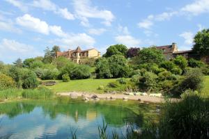 Maisons de vacances Maison de 4 chambres avec piscine partagee et jardin amenage a Saint Cybranet : photos des chambres