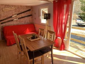 Chalets Chalet de 2 chambres avec jardin a Saint Leger les Melezes : photos des chambres