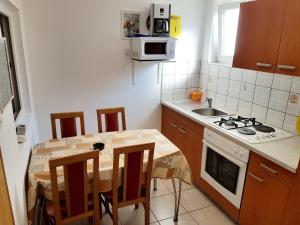 Charming Apartment in Pag with Sea View 40 sqm 