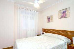 Modern Apartment in Torrevieja with Air Conditioning, 60 m².