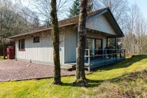 Eagle Lodge with stunning loch and mountain view - Tyndrum