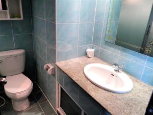 15th Floor Sea View Apartment - Sleeps 2