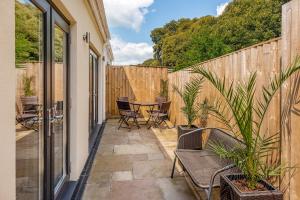 Relax in Stunning Pontcanna Apartment Close To City Centre