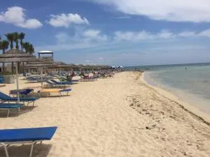 Beautiful spacious 2-Bed Apartment in Xylofagou - Avgoru