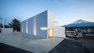 THE GARDEN - Fudžikawagučiko