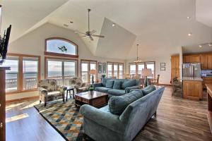 Off Duty #10-KD - 4hvězdičkové hotely ve městě Avon