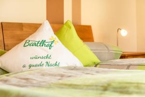 Apartment room in Bartlhof-Ferienwohnungen-Zimmer