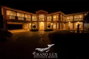 Grand Lux Boutique Manor - Ботривьер