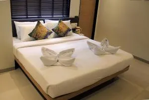 Hotel SaiPrasad Executive Solapur - Bijapur