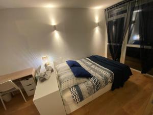 T2 lumineux centre ville proche métro parking gratuit1 chambre 1 grande pièce à vivre