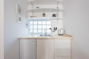 Blue Couple House Athens