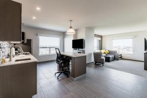 Hyatt House Winnipeg South Outlet Collection