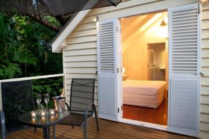 Port Douglas Cottage & Lodge
